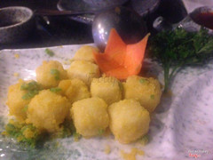 Đậu hủ non sốt trứng muối