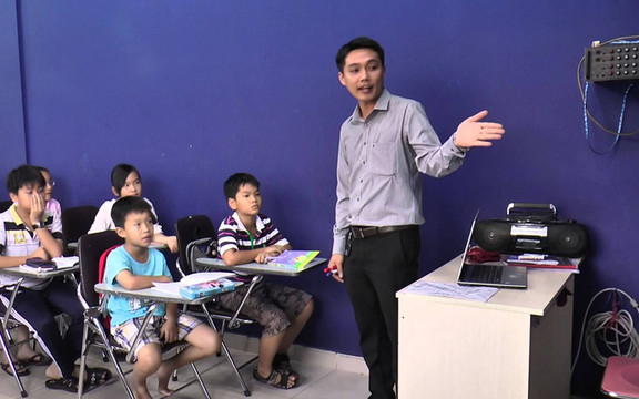 Ngoại Ngữ Năng Động