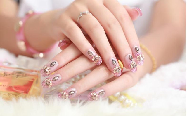 Yến - Nail, Chăm Sóc Móng 