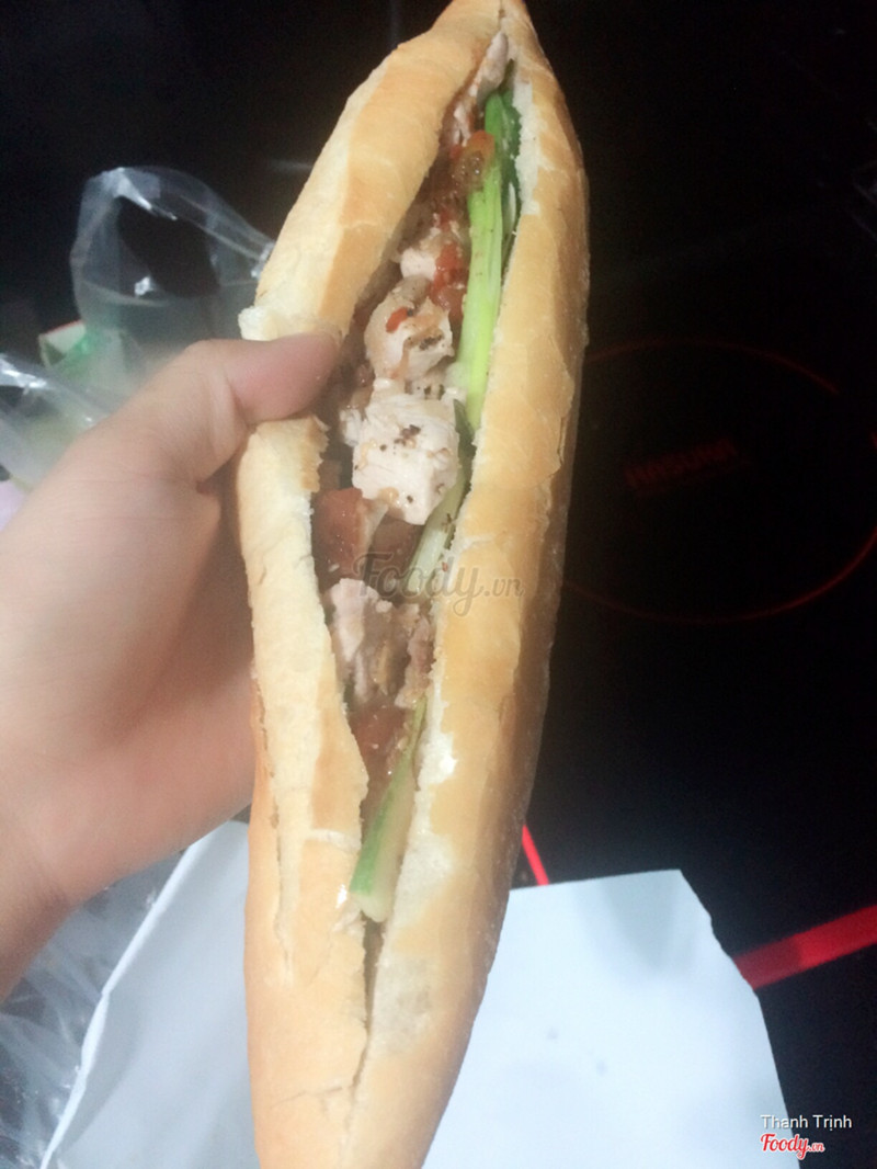 Bánh mì heo quay