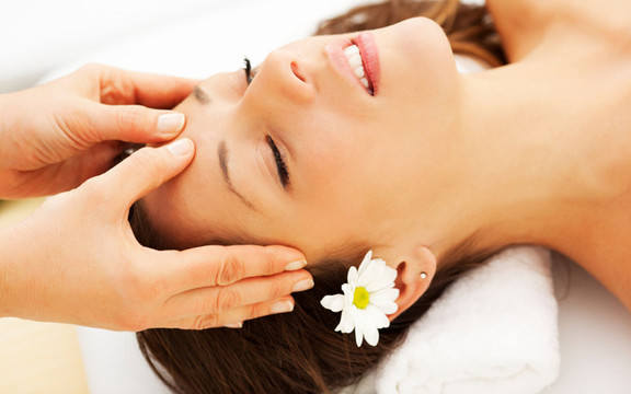 Duy Hằng - Bấm Huyệt & Xông Hơi