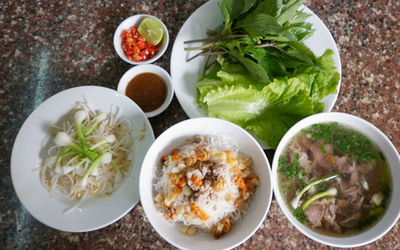 A Hoài - Phở Khô Gia Lai 