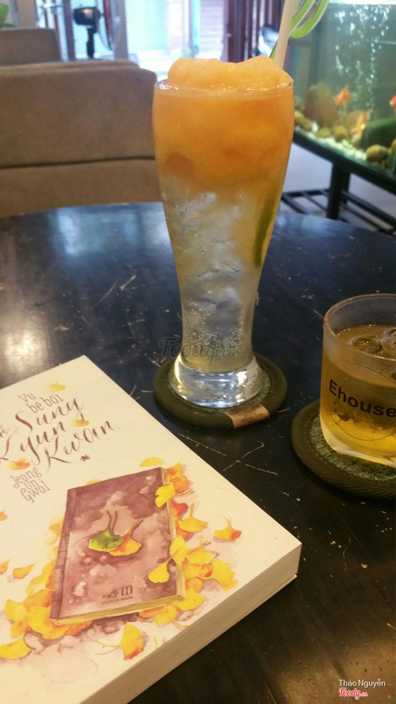 Đây là ly nước đào. = w =