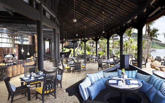 Barefoot Restaurant - InterContinental Resort