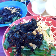 Bò khô rất nhiều!