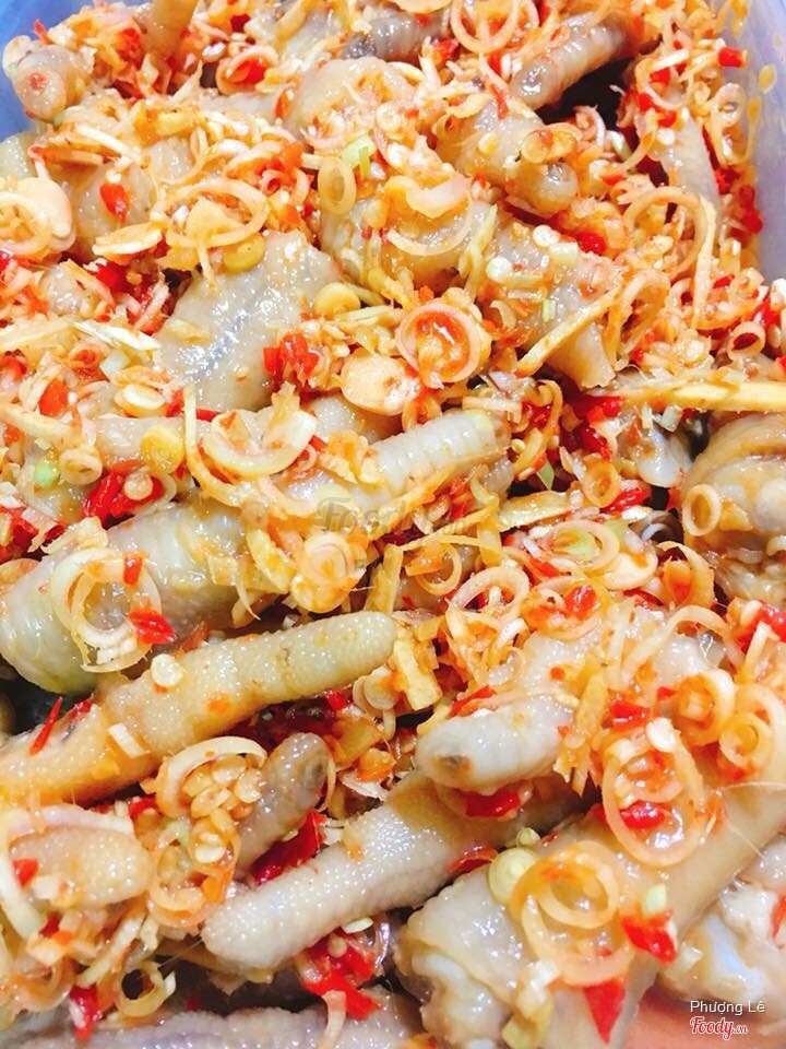 Chân gà sốt sả cây