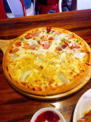 Pizza Giang + Pizza Nấm thịt xông khói