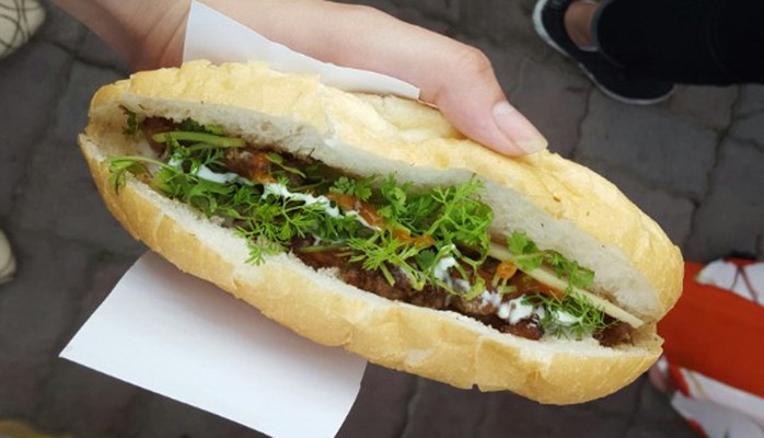 Bảo Ngọc - Xôi Gà, Bánh Mì & Bún Thịt Nướng