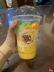 Chè xoài to đồ sộ :)))