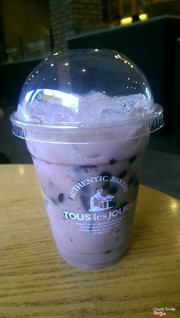 Iced bubble tea with taro 39k