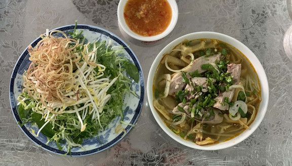 O Nhung - Bún Bò & Bún Măng Vịt