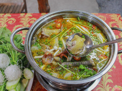 Lẩu G&#224; cua đồng