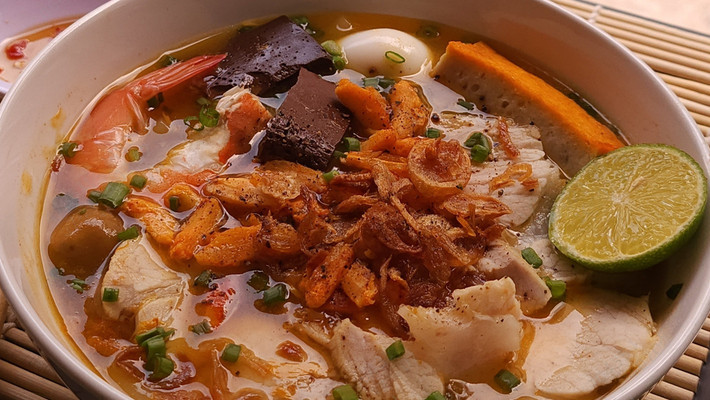 Dì Hoài - Bánh Canh Cua & Bò Kho - Đường Số 1