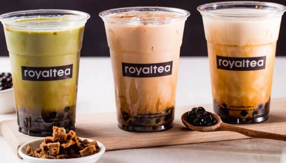 Royaltea - Trà Sữa Hong Kong - 358 Lạc Long Quân