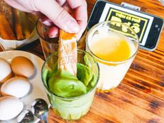 Kem trứng matcha