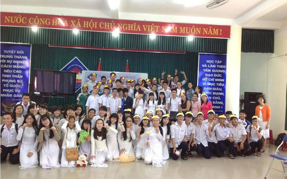 Trung Học Phổ Thông Tôn Thất Tùng - Trần Nhân Tông