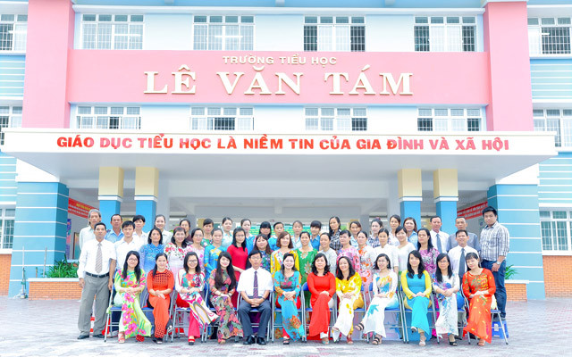 Tiểu Học Lê Văn Tám - Huỳnh Ngọc Huệ