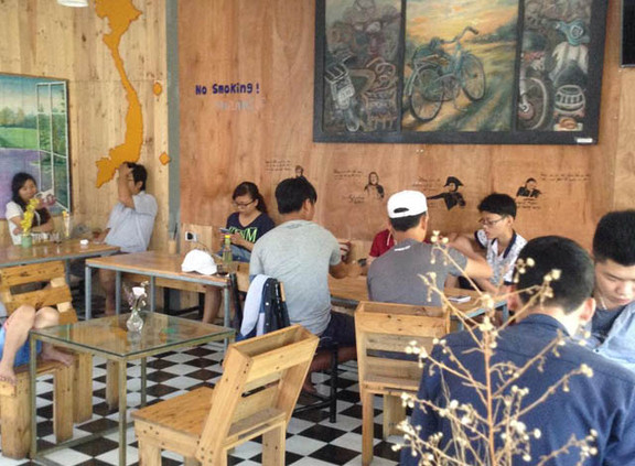 Dana Phượt Cafe