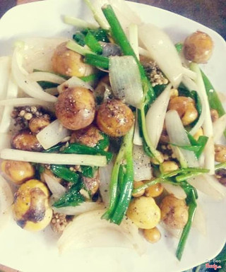 trứng