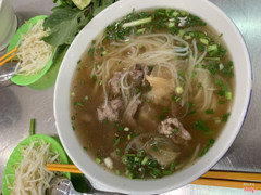 Phở gân bắp hoa 80k/tô