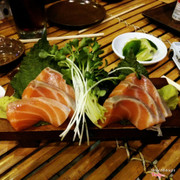 sashimi cá hồi