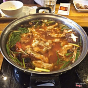 Lẩu kim chi sườn sụn