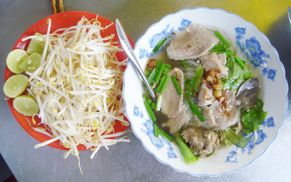 Bún Riêu & Hủ Tiếu - Tỉnh Lộ 923