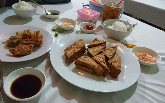 Nhà Hàng Yên Hà