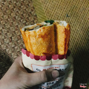 Bánh mì thịt heo quay ngon