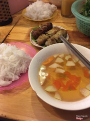 Bún chả chay: đối với người Việt có lẽ cũng bình thường nhưng người nước ngoài khá thích