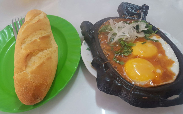 Cơm Tấm & Bánh Mì Ốp La