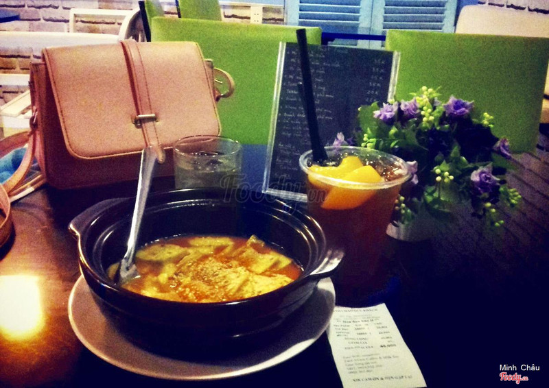Trà đào & tokbokki