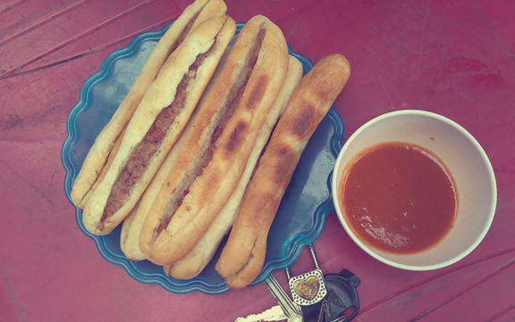 Linh Linh - Bánh Mì Que