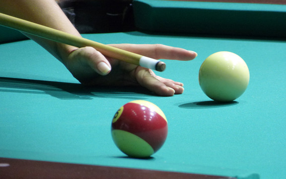 CLB Billiards 32