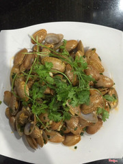 lục xào mỡ hành