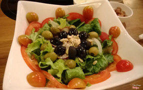 Salad thập cẩm 45k