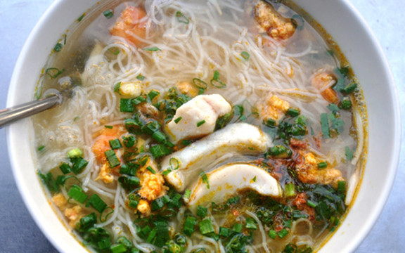Ngân Hoàn Hiếu - Bún Cá