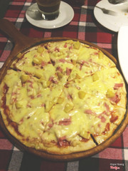 Pizza Hawaiian thêm cheese đế mỏng