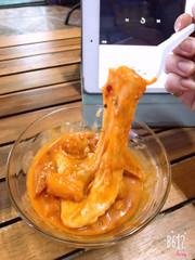 Bánh Gạo Cay Phô Mai 25k/phần