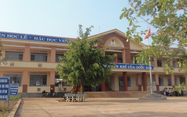 Trường THPT Tôn Đức Thắng