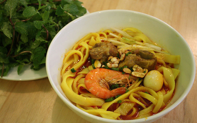 Mì Quảng & Bánh Bèo
