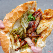 bánh mì thịt nướng