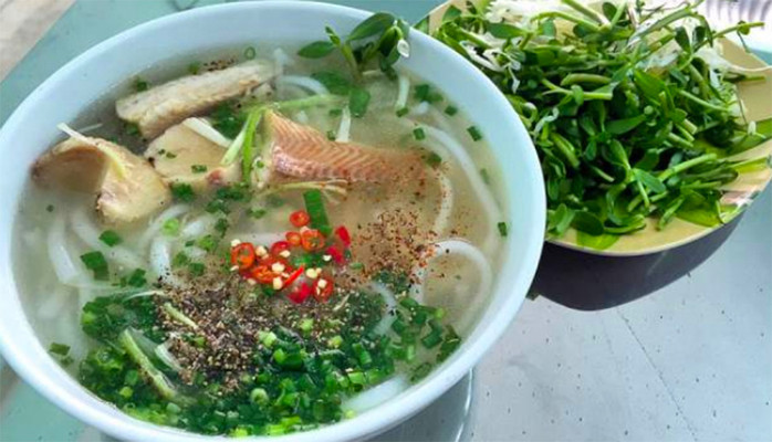 Bánh Canh Cá Lóc Huế