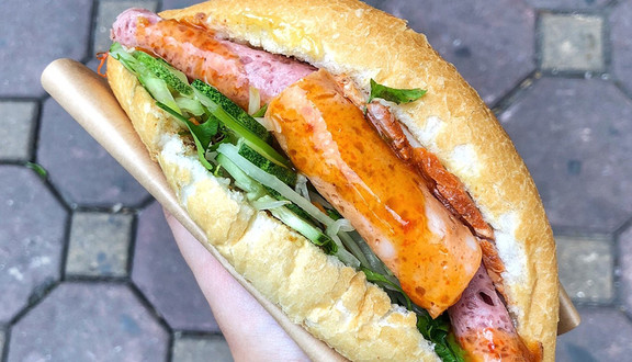 Bánh Mì Bà Hai