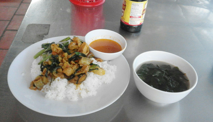 Cơm Bình Dân 410