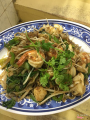 Bun gao xao hai san xao kho