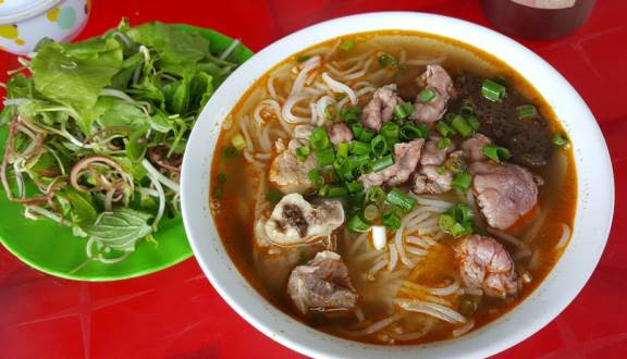 Bún Bò Lộc Hà - Bàu Cát