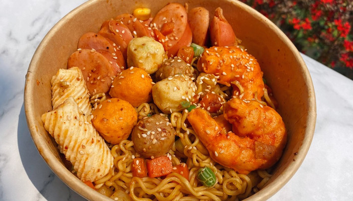 Lẩu Ly Thái Tomyum & Mì Trộn Indomie - Bảo Anh - Cầu Bươu