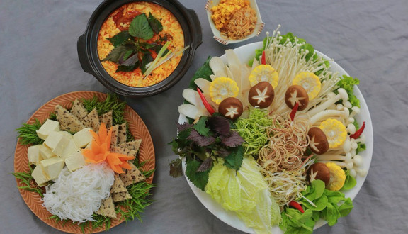 Chay Thuỷ Tiên - Bún Riêu, Bánh Mì & Thực Phẩm Chay