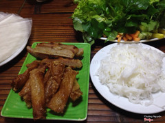 Nem lụi đặc sản rất ngon